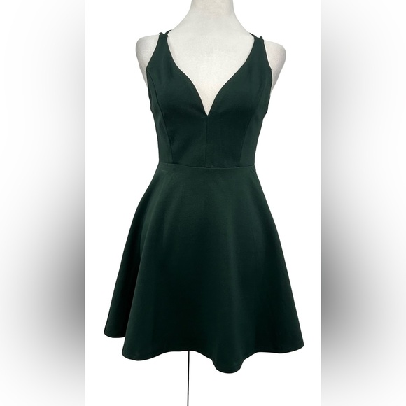Lulus Green Fit Flare Skater Dress Open Back Strappy Party M Event HOCO Girly - Picture 2 of 10